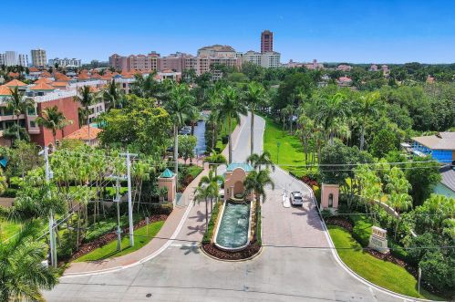 140 5th Ave, Boca Raton FL  33432-5045 exterior