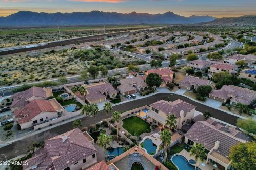 16647 15th Dr, Phoenix AZ  85045-0773 exterior