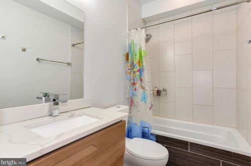 419 Newton Pl, Washington DC 20010-1715 exterior