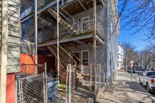 198 Princeton St, Boston MA 02128-1628 exterior