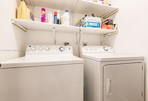 972 Haas Ave, Fort Pierce FL  34953-5611 exterior