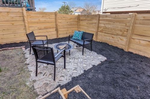 5323 Mccandless Ave, Pittsburgh PA  15201-2223 exterior