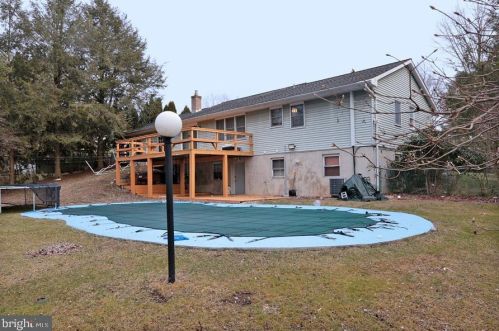 280 Forest Rd, Primrose PA 17901-4010 exterior