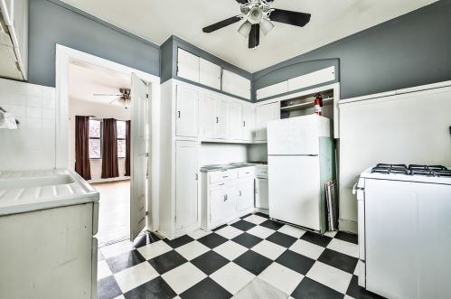 5649 Spaulding Ave, Chicago IL  60659-3647 exterior