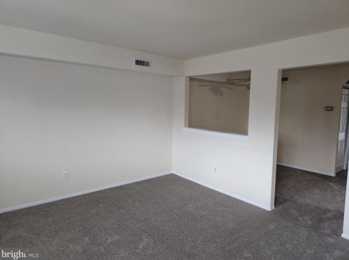 1012 Gum Pl, Huntingdon Valley, PA 19006-1716