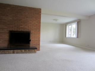 2225 Touhy Ave, Chicago IL  60645-3411 exterior