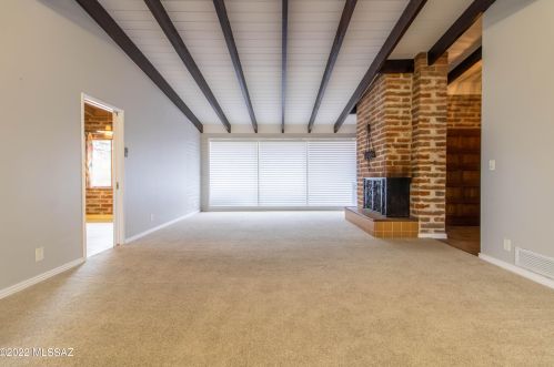 3380 Arroyo Chico, Tucson AZ  85716-5813 exterior