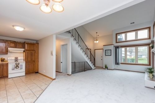 4825 Crst Ct, Waukegan IL 60087-1863 exterior