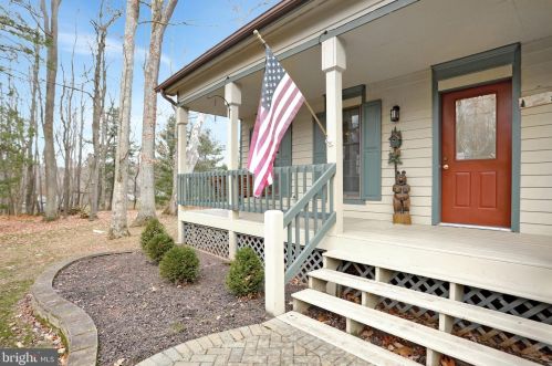 3 Wooded Ridge Rd, Swanton MD 21561-2334 exterior