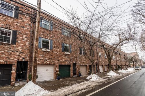 1714 Bainbridge St, Philadelphia PA 19146-1928 exterior