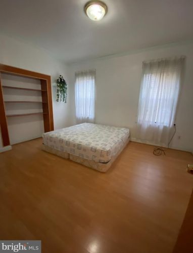 1408 9th St, Philadelphia PA  19147-5704 exterior