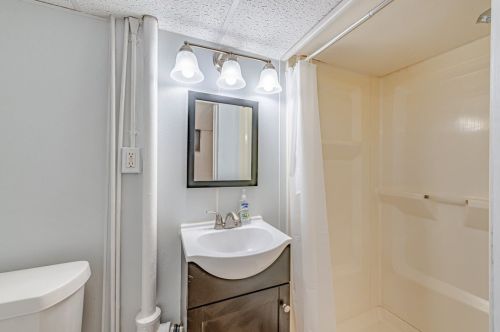 1302 Clark St, Pittsburgh PA  15221-1808 exterior