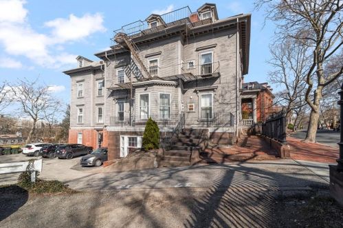 34 Benefit St, Providence RI  02903-2730 exterior