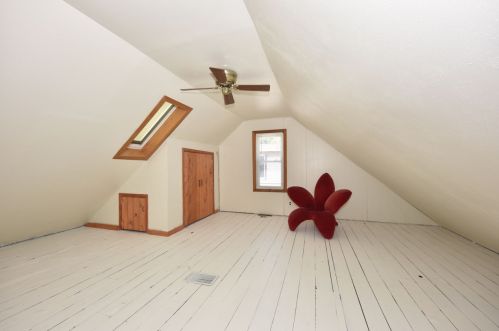 515 68, Milwaukee WI 53213-3955 exterior