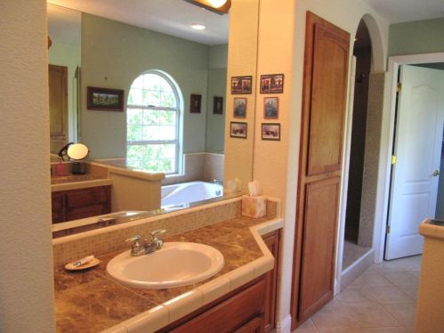 3615 Mono Pl, Davis CA 95618-6045 exterior