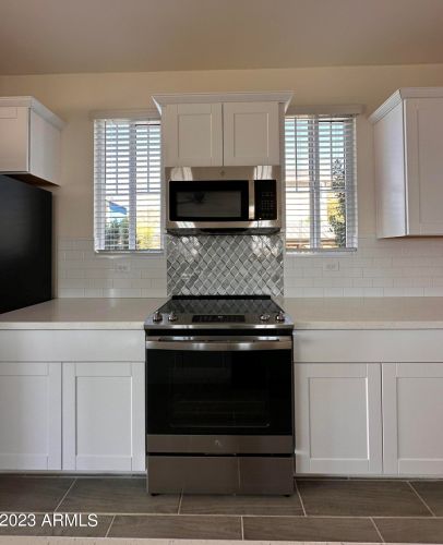 11023 15th Ave, Phoenix AZ  85029-3701 exterior