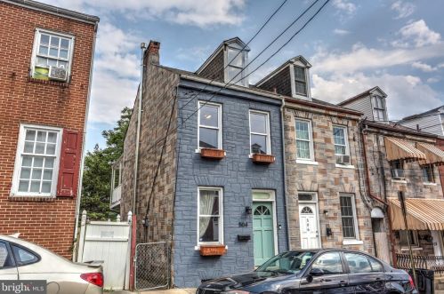 504 Poplar St, Lancaster PA  17603-5235 exterior