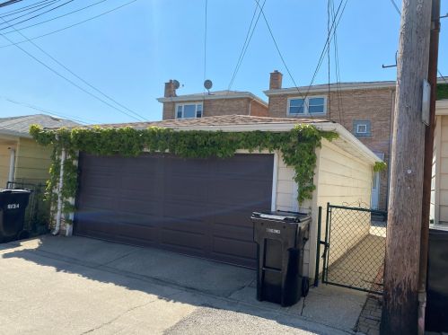 6134 Archer Ave, Chicago IL 60638-2641 exterior