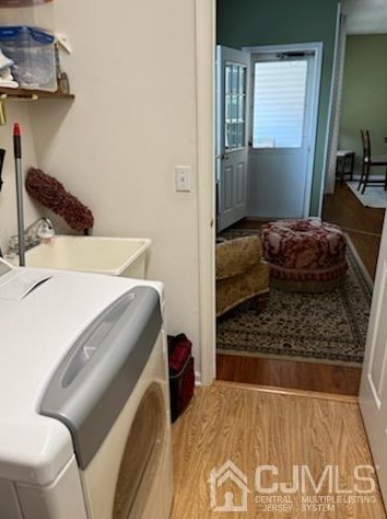 94 Sandpiper Dr, Berkeley Township NJ  08721-1965 exterior