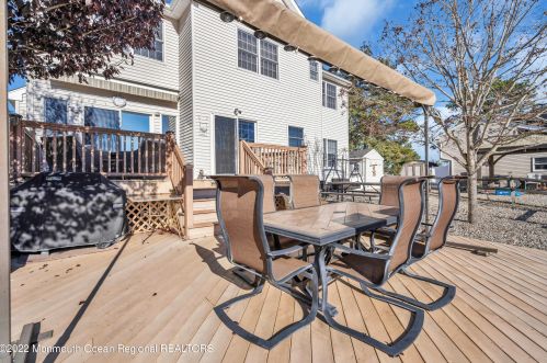 20 Is Rd, Berkeley Township NJ 08721-3530 exterior