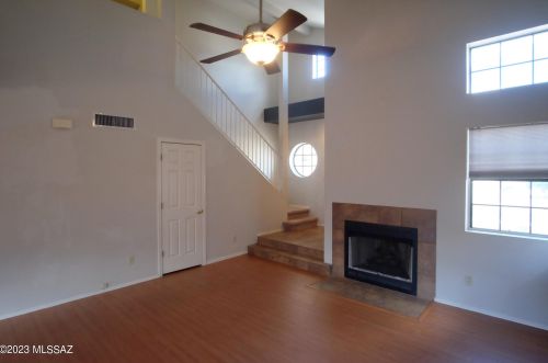 3073 Country Hill Dr, Tucson AZ  85742-4862 exterior