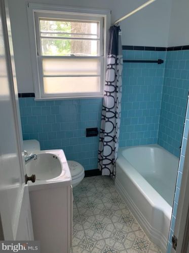 7902 Ashton St, Alexandria VA 22309-1341 exterior