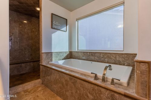 20831 10 St, Phoenix AZ 85086-0927 exterior