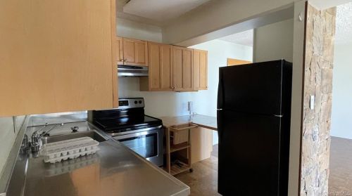 225 Kaiulani Ave, Honolulu, HI 96815-3062