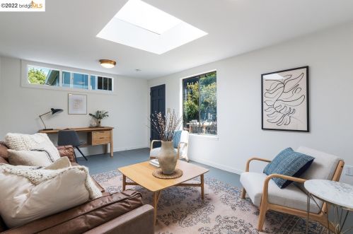 2718 Russell St, Berkeley CA 94705-2333 exterior