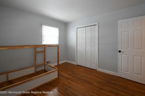 3225 Kickapoo Ave, Point Pleasant Beach NJ 08742-3429 exterior