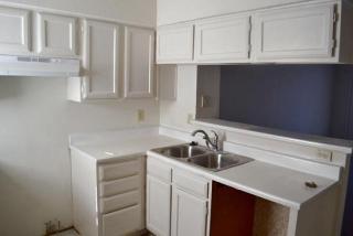 9418 Olde Towne Row, Dallas TX  75227-8165 exterior