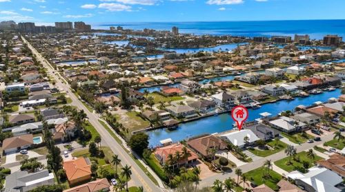 454 Flamingo Ave, Naples FL 34108-2111 exterior