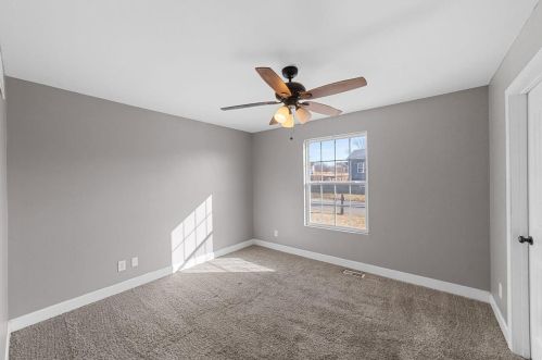 170 Village Circle Dr, Winfield MO 63389-2051 exterior