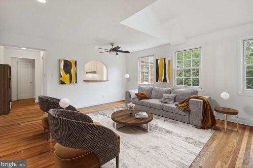 2312 Colston Dr, Silver Spring, MD 20910-2519