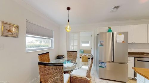 758 93 Ave, Naples FL 34108-2441 exterior