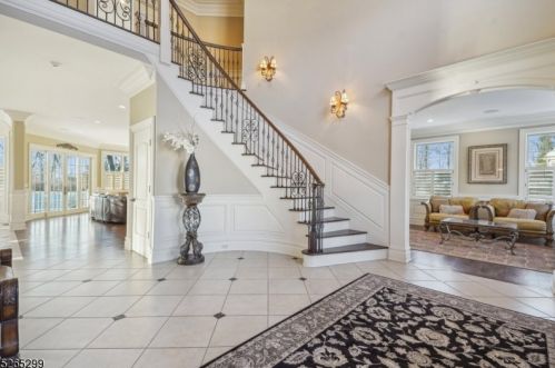 161 Summit Rd, Florham Park, NJ 07932-2259