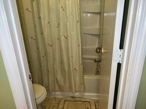 6290 Marbut Farms Ln, Lithonia GA 30058-8979 exterior