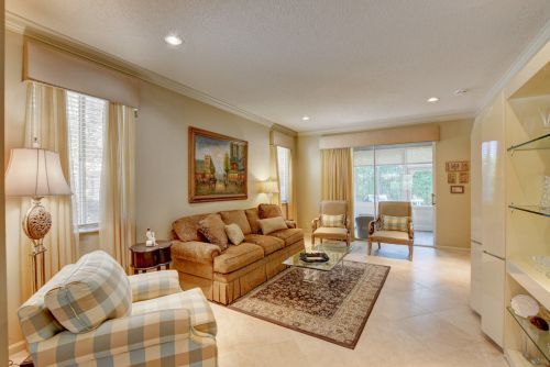 6798 Via Regina, Boca Raton FL 33433-3927 exterior