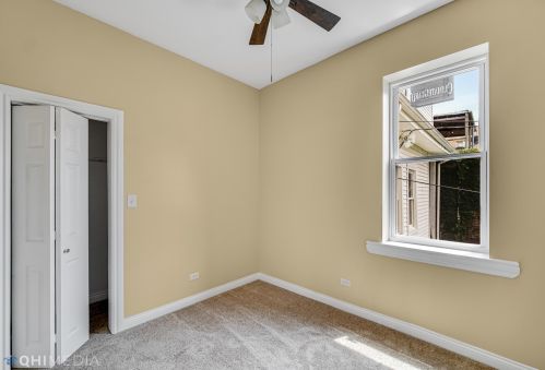 6950 Prairie Ave, Chicago IL  60637-4636 exterior