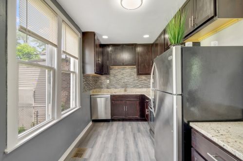 1344 112 St, Chicago IL 60617-7027 exterior