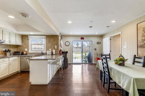 2804 Blazer Ct, Silver Spring MD 20906-2319 exterior