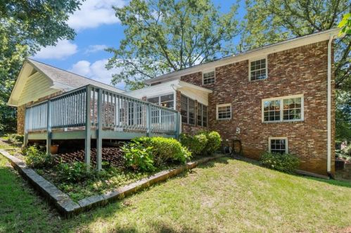 4092 Gladney Dr, Atlanta GA 30340-4720 exterior