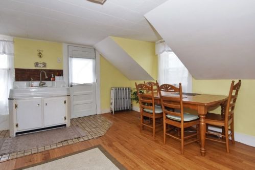 106 Ash St, Danvers MA 01923-2728 exterior