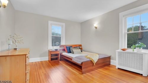 18 Pierson Rd, Maplewood NJ 07040-3409 exterior