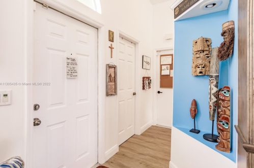 972 Haas Ave, Fort Pierce FL  34953-5611 exterior