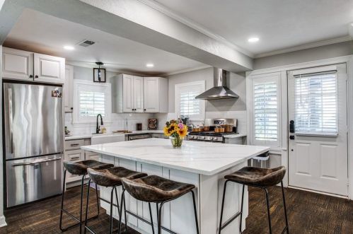 4606 Amherst Ave, Dallas TX  75209-3126 exterior