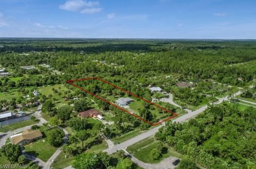 2740 10th Ave, Naples, FL 34120-4980