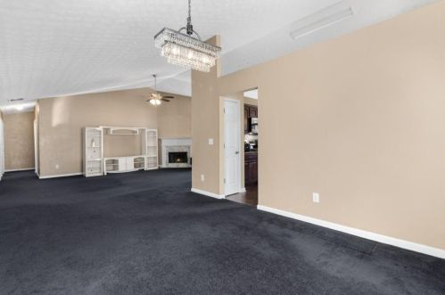 2725 Hillvale Cv Dr, Lithonia GA 30058-1856 exterior