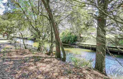 102 White Heron Dr, Currituck, NC 27929-9648