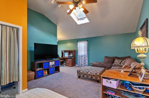 64 Route 156, Trenton NJ  08620-2708 exterior